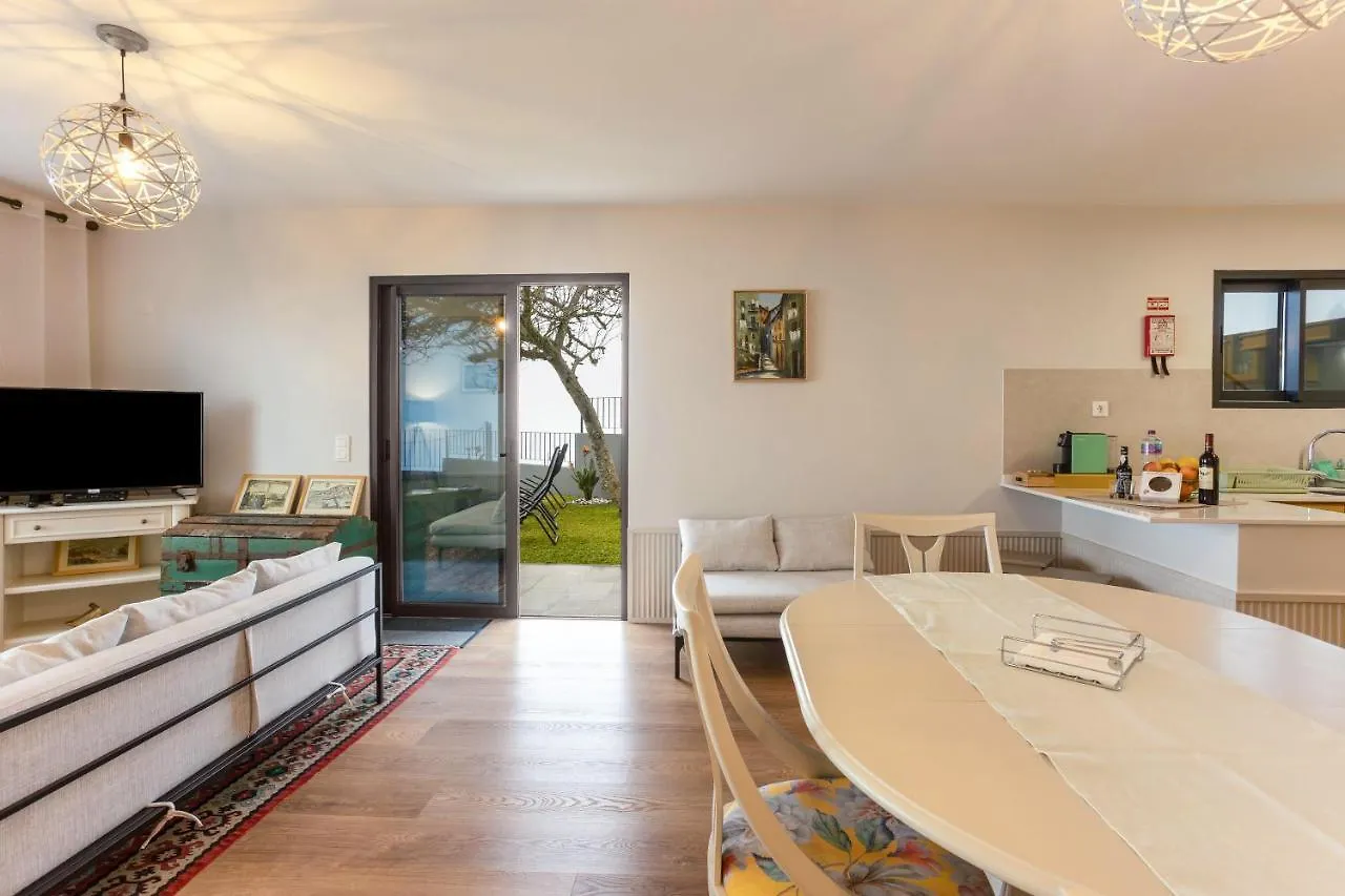 Referta Apartamento T2 Prazeres 0*,  Portugal