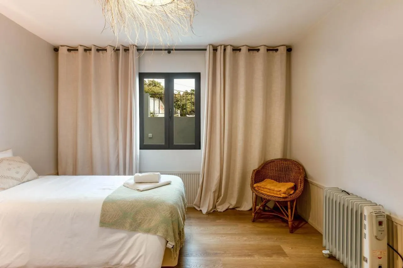 Referta Apartamento T2 プラゼーレス